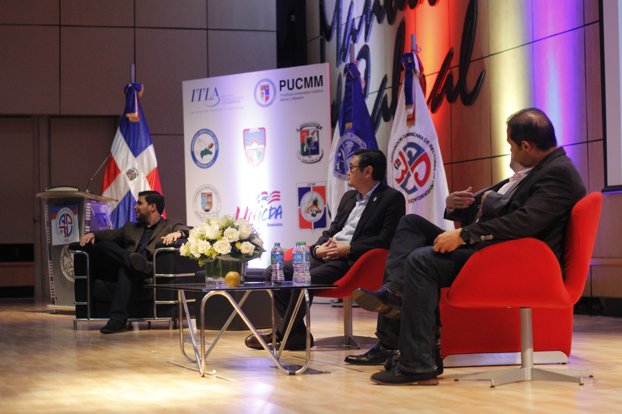 ADRU celebra primer congreso estudiantil