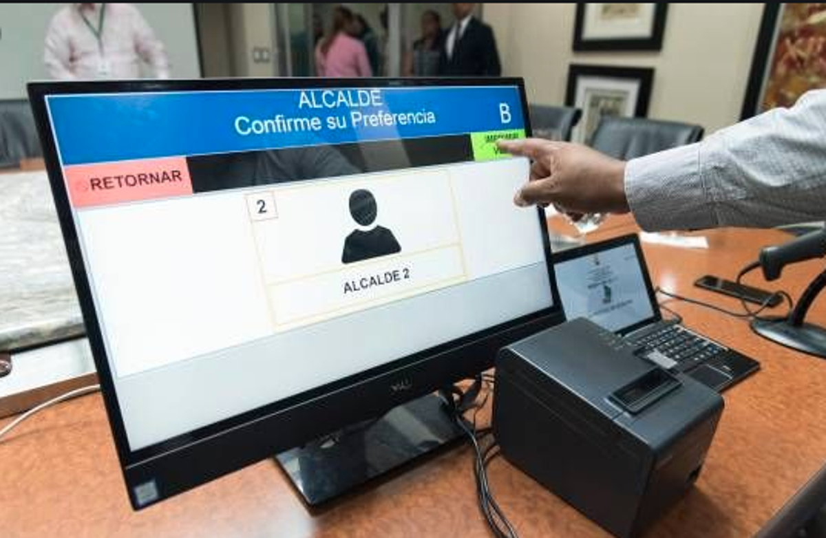 ¿Qué falló en el sistema de voto automatizado?