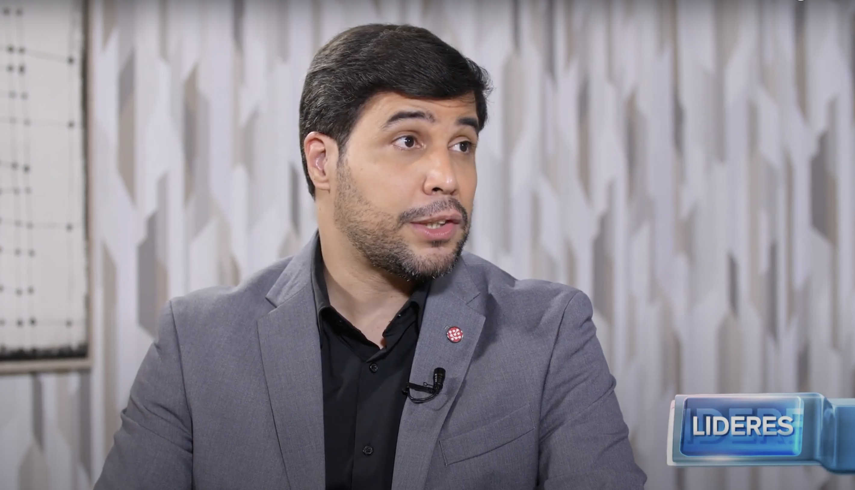 Entrevista en Líderes TV